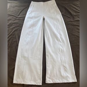 Lululemon Define Wide Leg High-Rise Luon White Pants XS